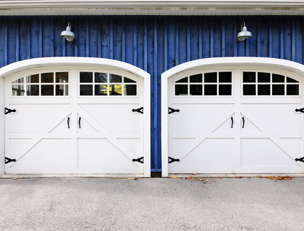 Residential Garage Door Carriage Style